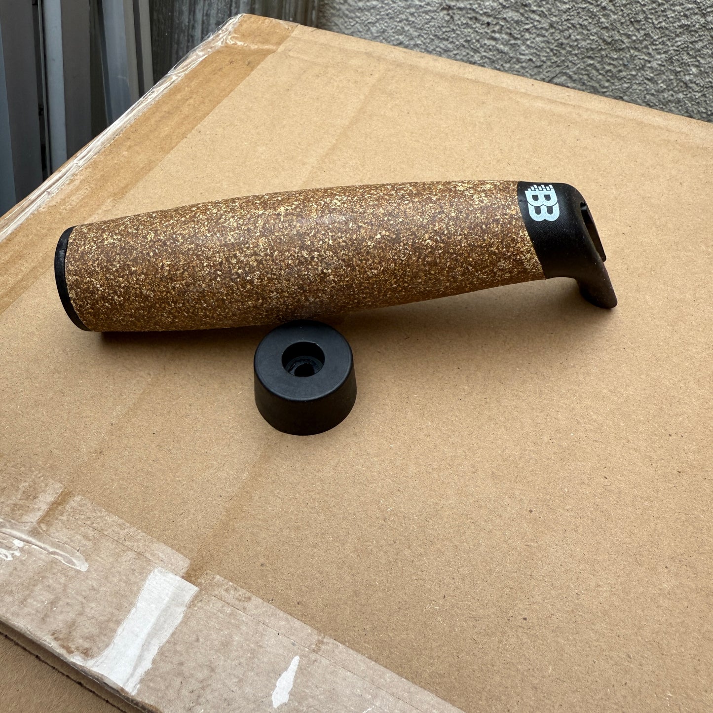 Replacement handle for crompton brick trowel.